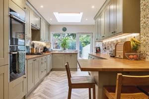 Modern Kitchen / Breakfast Room- click for photo gallery